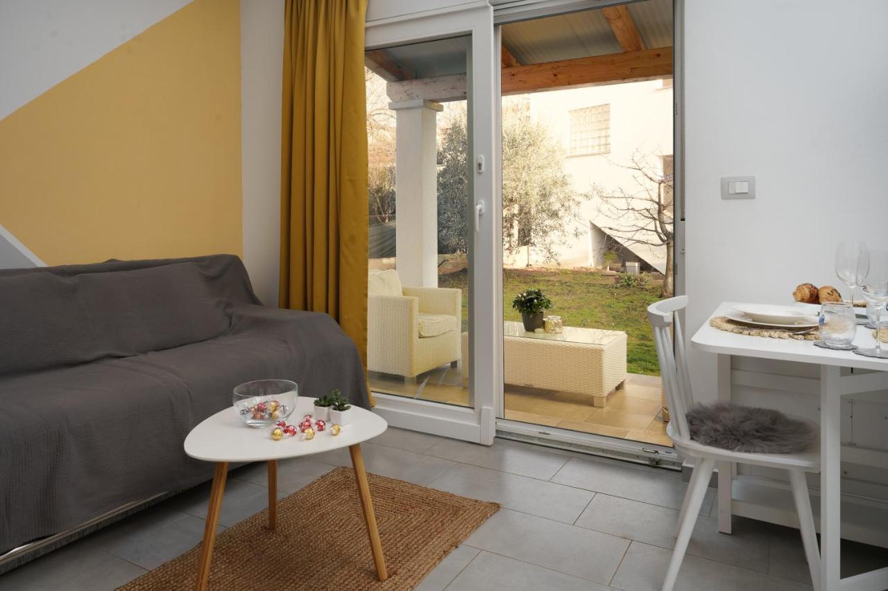 Apartments Elena Tia Medulin Exterior foto